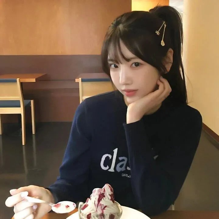 女儿国嬉春